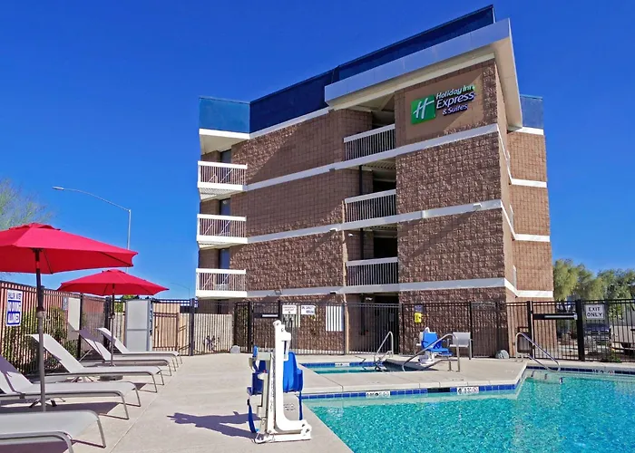 Hotel Express & Phoenix - By Ihg 3*