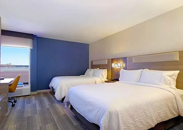 Express & Phoenix - By Ihg Hotel Tempe